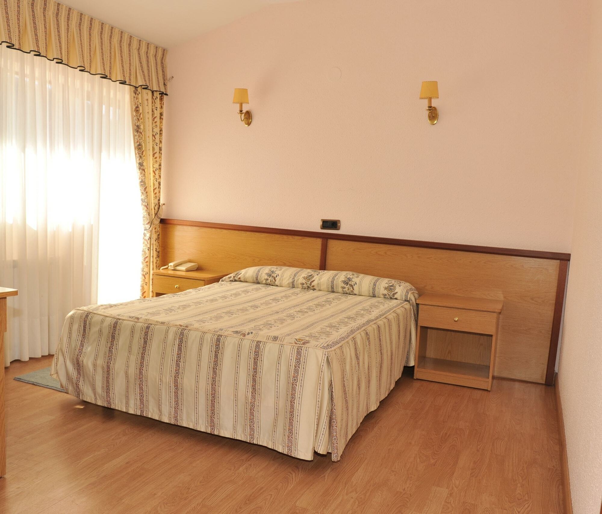 Hotel Alfar Isla Plana Εξωτερικό φωτογραφία